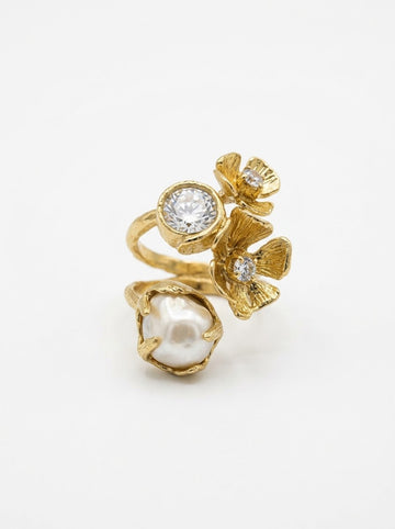 Flowers Creamrose Light Pearl White Crystals Ring