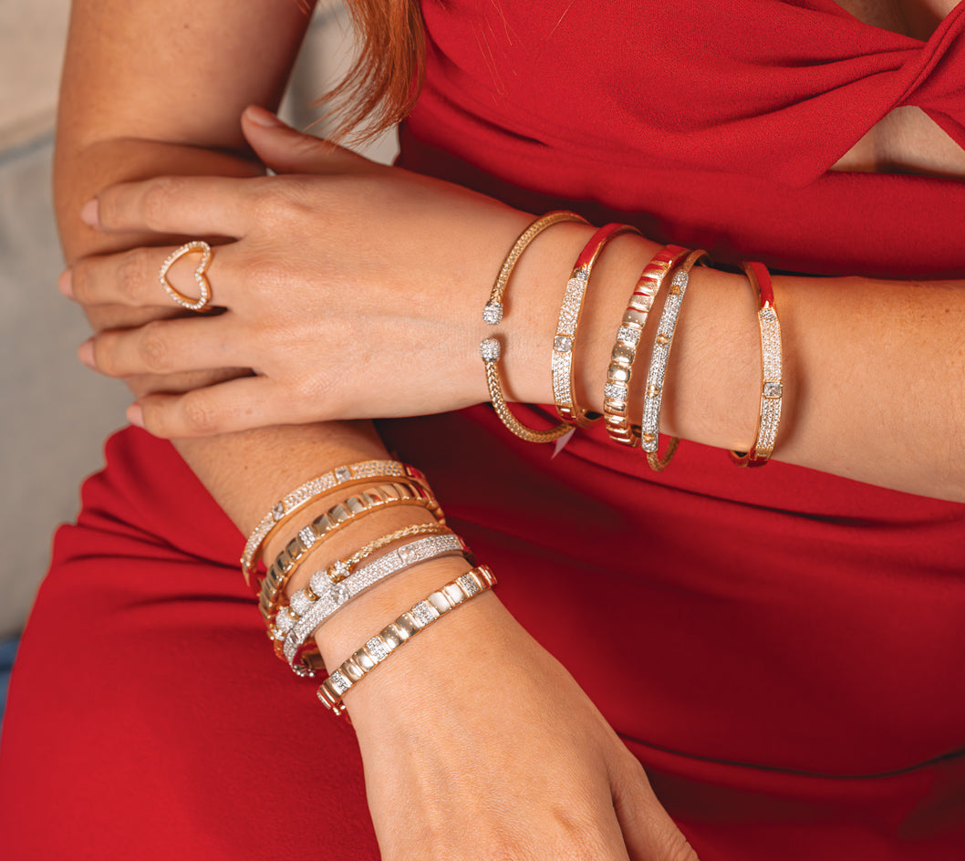 Center Pave Bangle