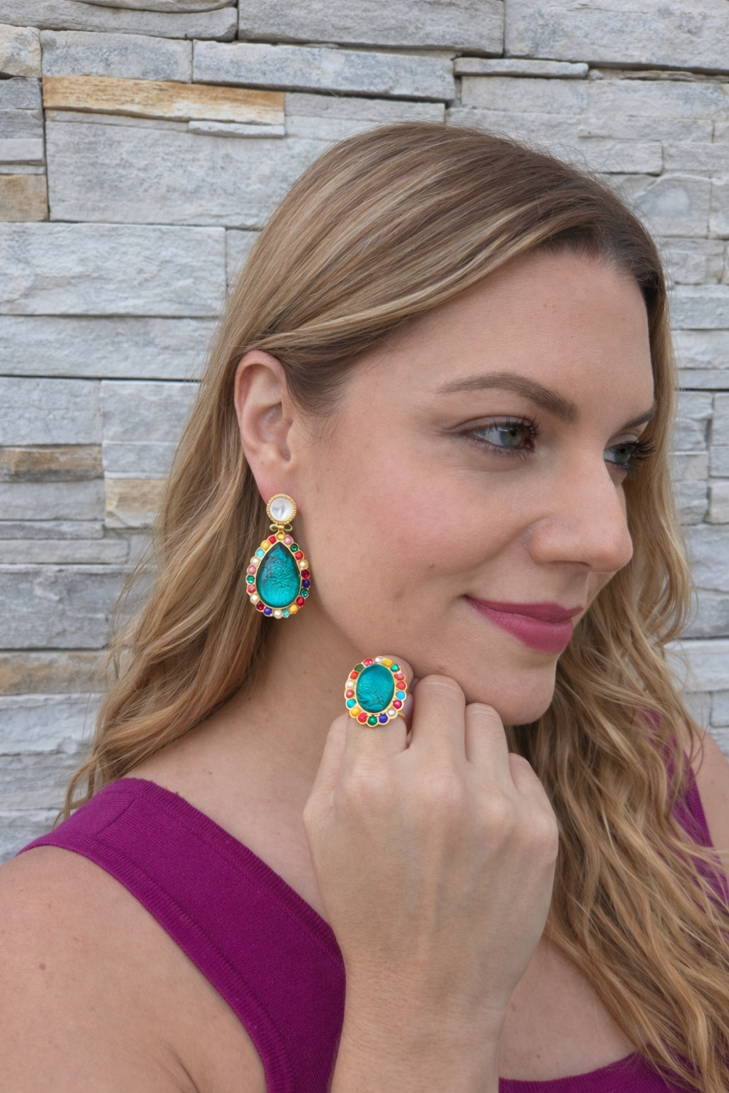 Oval Central Motif Ring