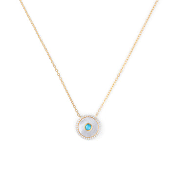 Detailed Center Pendant Necklace